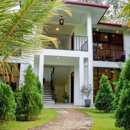 Manike Lodge Habarana Exterior photo